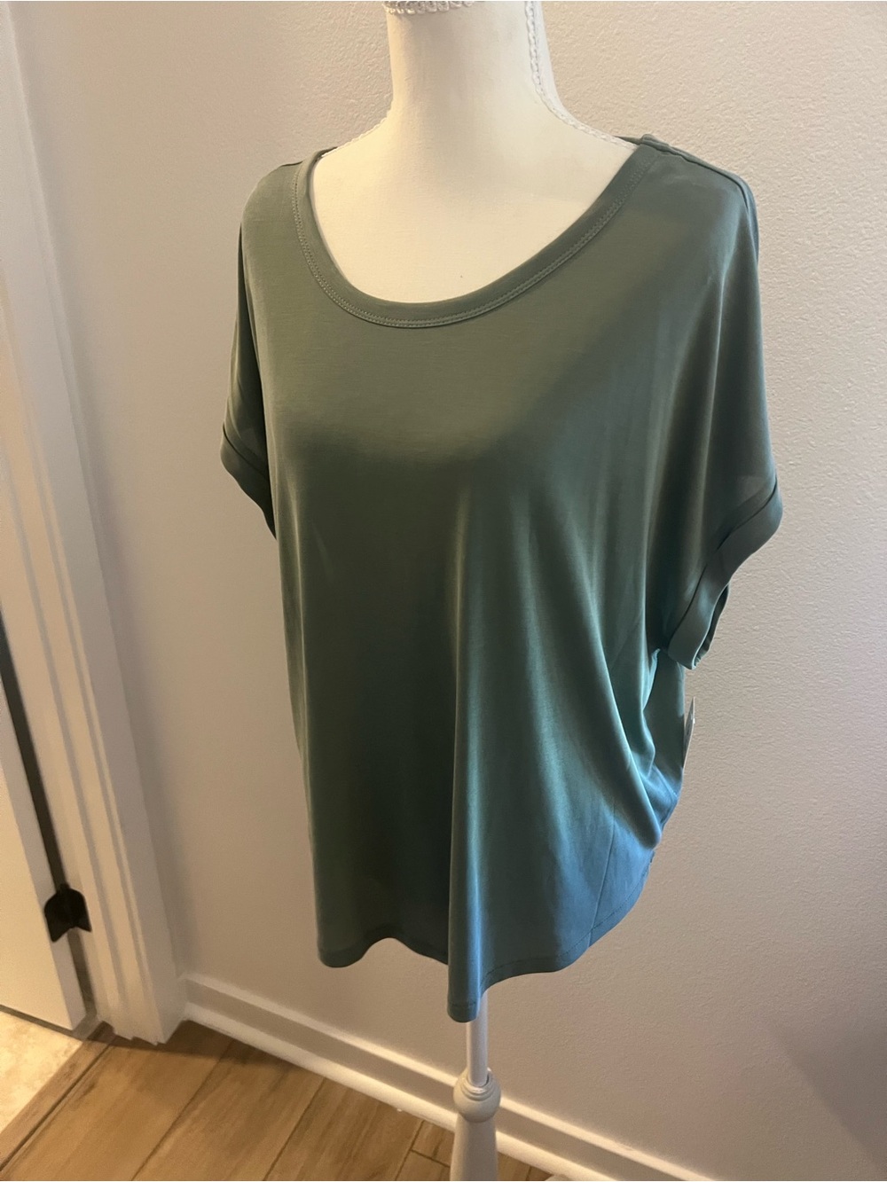 Lucky Brand Scoop Neck Short Sleeve Top in Sage